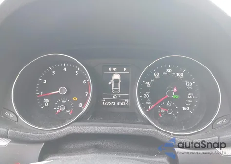 2017 Volkswagen Passat 1.8T R-Line z USA, uszkodzony, nr VIN 1VWDT7A33HC080864